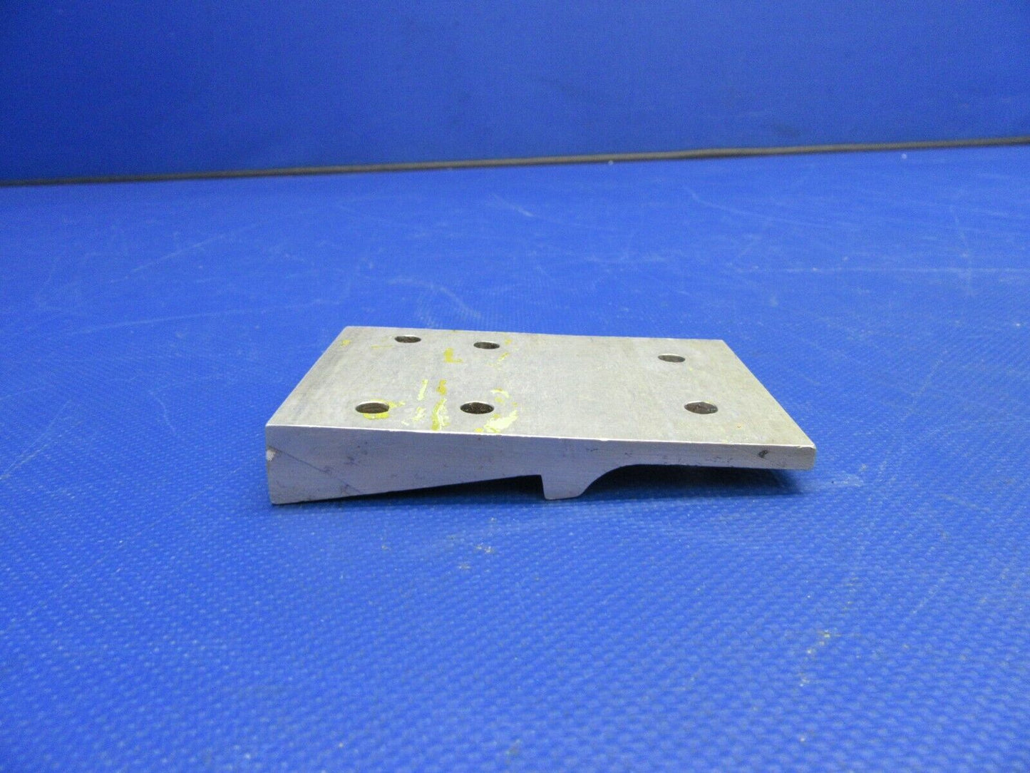 Mooney M20G Plate / Bracket Main Landing Gear Attach RH (0921-388)