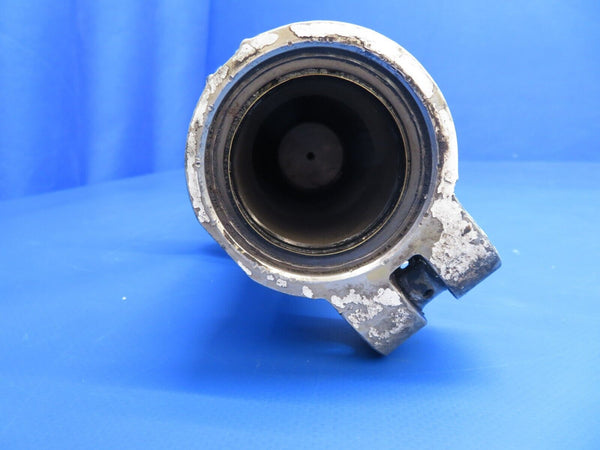 Beech 95-B55 Baron RH Main Gear Cylinder P/N 35-815246-3 (0223-690)