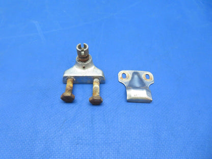 Cessna 150 / 150L Window Latch Bracket & Strike Plate P/N 0517002-1 (0823-594)