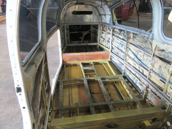 No Damage - 1974 Beech Baron E-55 Fuselage S/N TE-999  (0819-331)