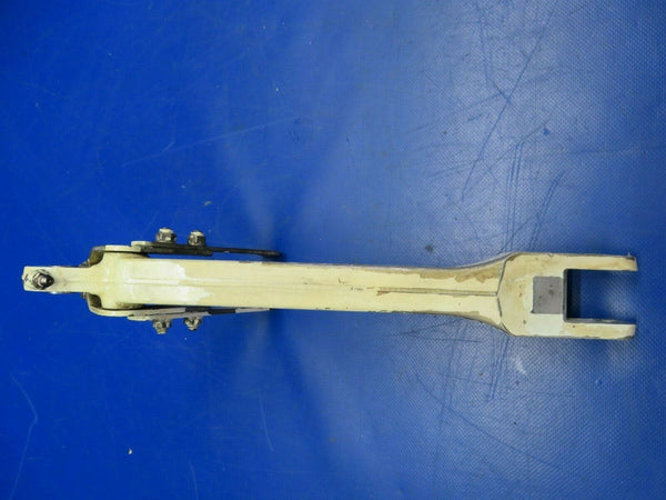 Cessna 310P LH Main Landing Gear Brace Assy P/N 5041000-47 (0620-799)