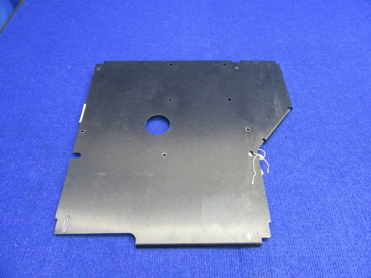 Cirrus SR-22 Kick Plate RH P/N 17996-002 (0122-383)