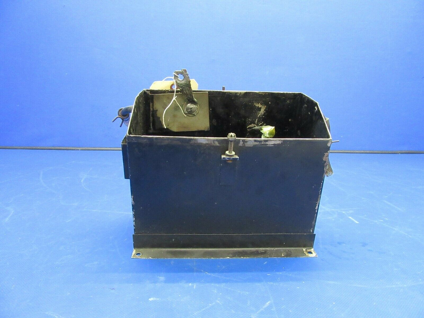 Piper PA-28-140 Battery Box 63888-00, 63888-000 (0721-618)