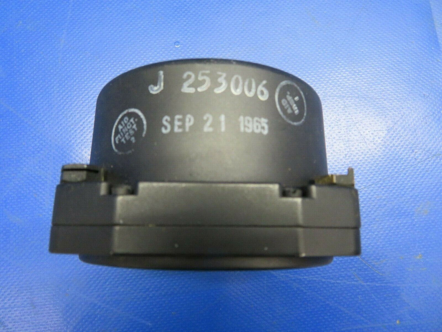 Cessna Pioneer Airspeed Indicator P/N CM2640 L10 (0720-477)