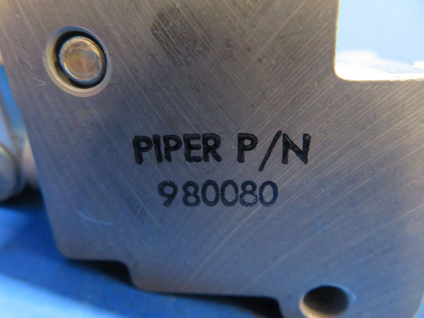 Piper Aerostar 602P Scott 4500 Parking Brake Valve P/N 980080-501 (0123-696)