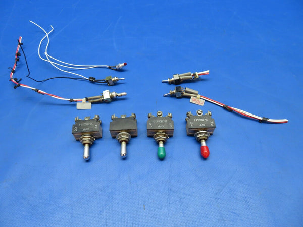 Beech 95-B55 Baron Toggle Switch P/N 35-380053-3, MST205N LOT OF 9 (0523-1140)