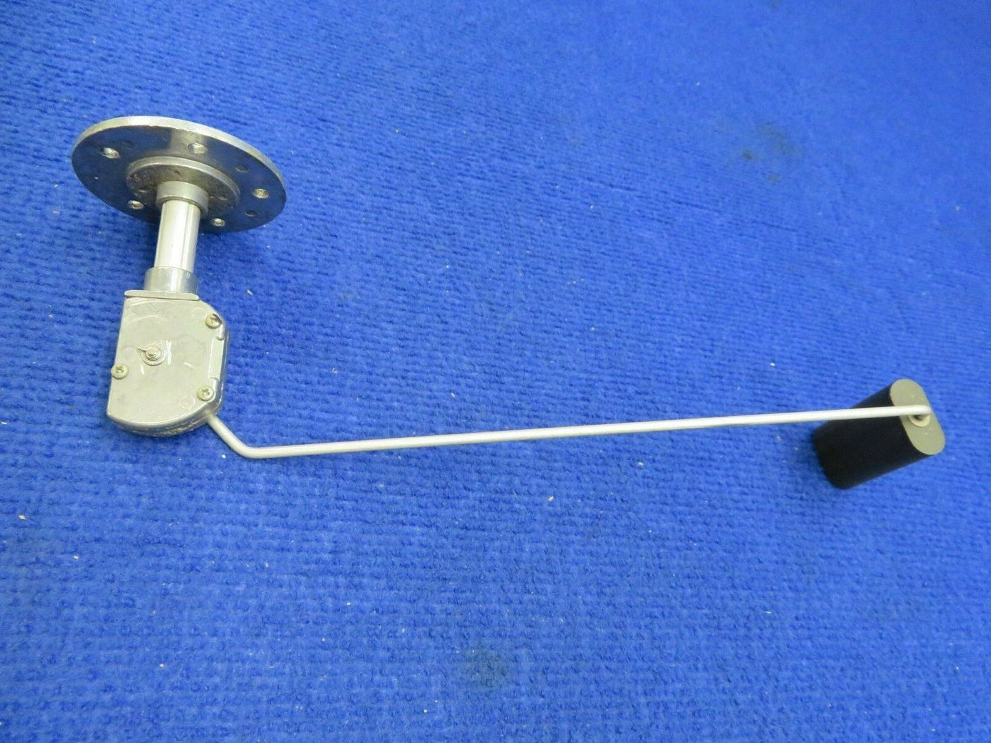 Beech 58 Baron Fuel Transmitter LH OTBD P/N 002-381000-1 (0322-711)