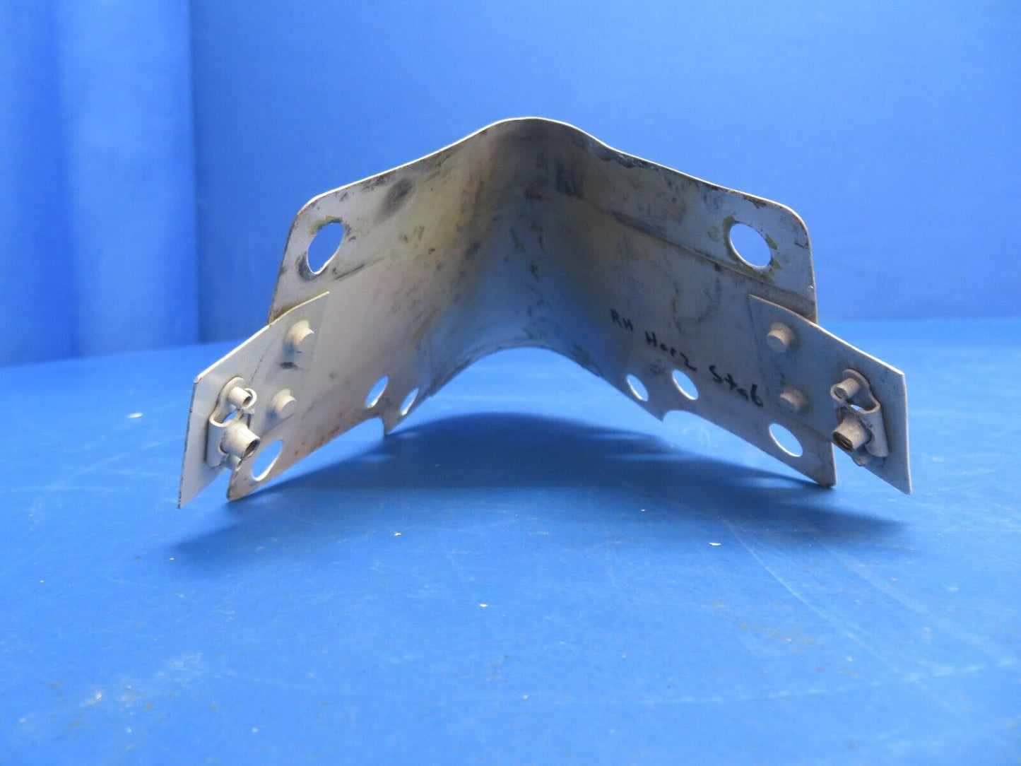 Aerostar 602P RH Fairing Assy Horizontal Stabilizer P/N 220028-04 (0123-838)