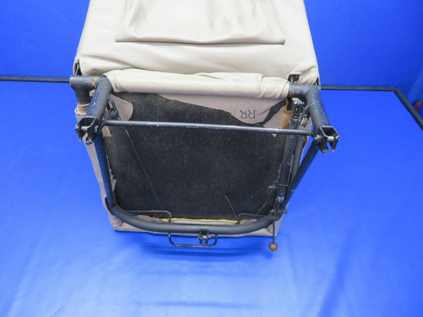 Beech Bonanza N35 Seat Rear RH P/N 35-534390-4 (0121-100)