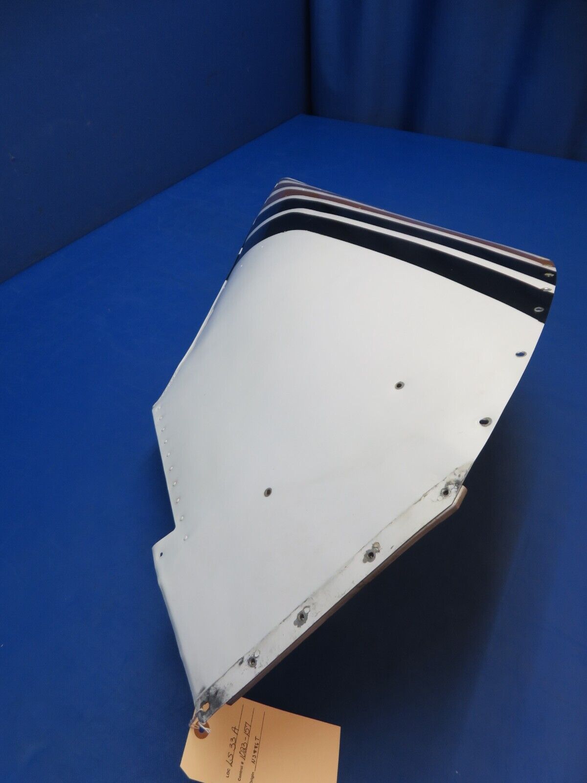 Cessna 310 /  310I RH Fuel Tank Tail Cap Assy  P/N 0823412-16 (1023-157)