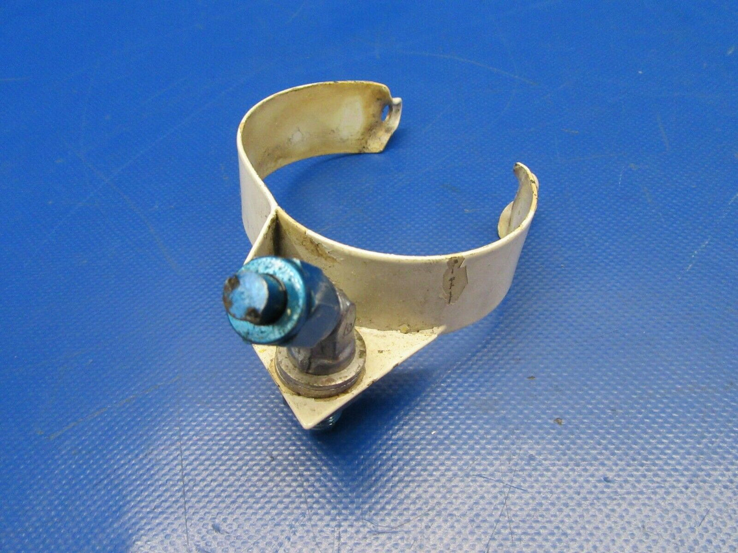 Beech Baron B-55 Clamp LWR Brake Hose Attach P/N 35-815264-1 (0219-367)