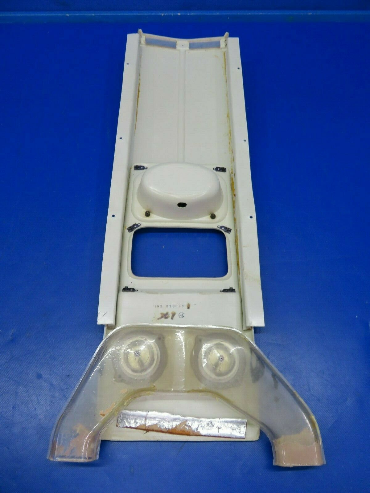 Beech Baron 58P Overhead Console w/ Light Assy 102-530060-7 (0320-449)