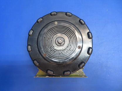 Piper PA-34-200T Seneca II Wheel Assy Stabilator Trim P/N 68414-03 (0223-904)