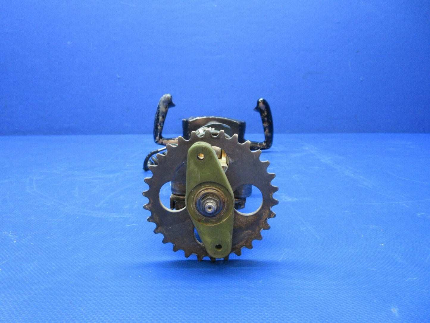 Cessna 401 / 401A RH Control Wheel / Yoke Assy P/N 0896132-20 (0124-1411)
