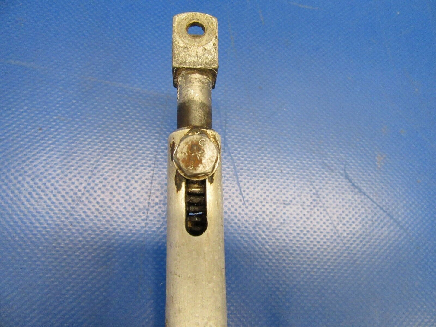 Beech Sierra C24R Gerdes Uplock Actuator Landing Gear 169-380057-3 (0719-132)
