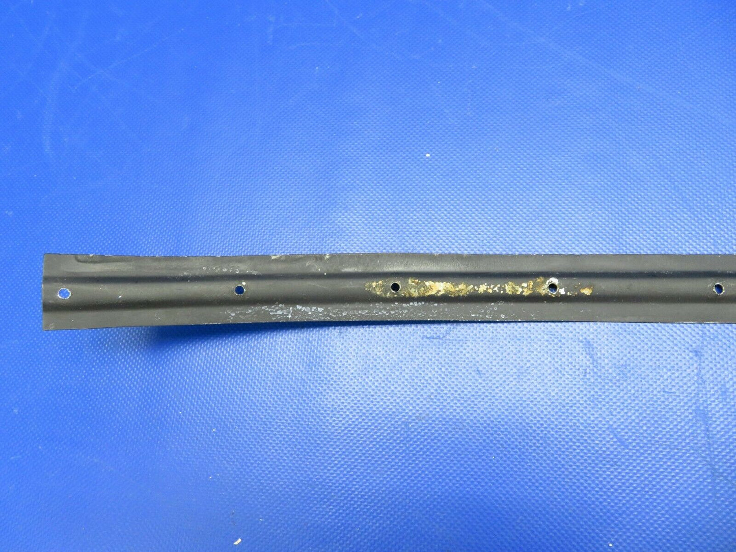 Piper PA-32RT-300 Lance Collar Inside Window LH & RH P/N 69220-18 (0521-779)