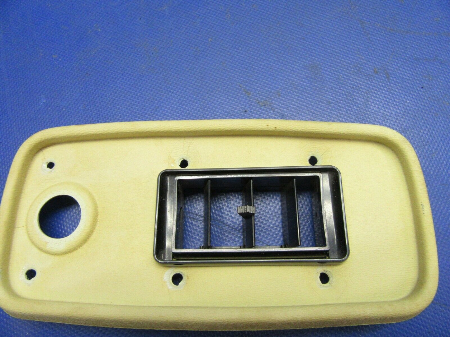 Cessna T210N Escutcheon w/ Oxygen Cutout & Louver P/N 1200260-2-532 (0921-579)