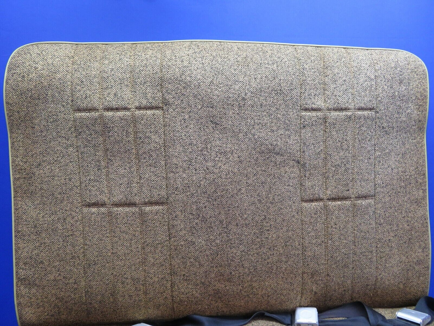 Cessna 310 Rear Seat P/N 0812315-3, 0812310-23 (0520-409)