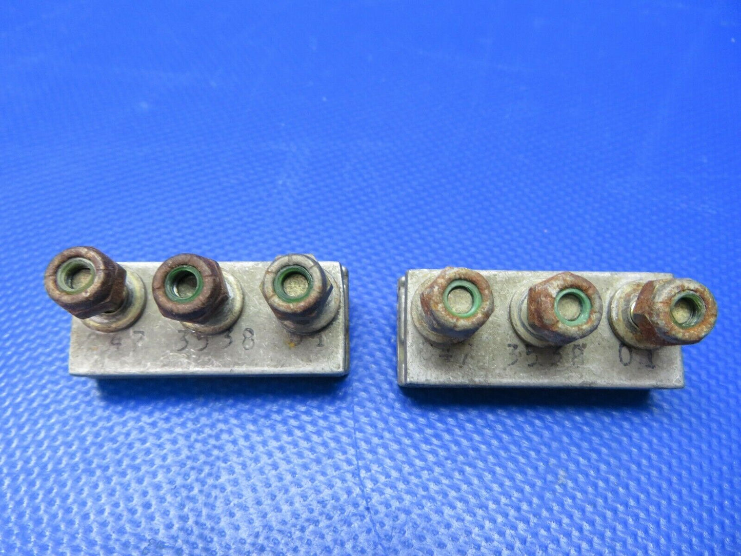 Baron Bendix King Cable Clamp P/N 047-3538-01 LOT OF 2 (0521-99)