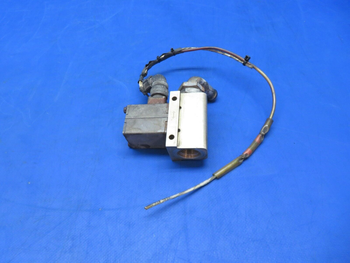Cessna 310 / 310I Valcor De-Ice Valve Shut Off P/N V14500-36 (0923-774)