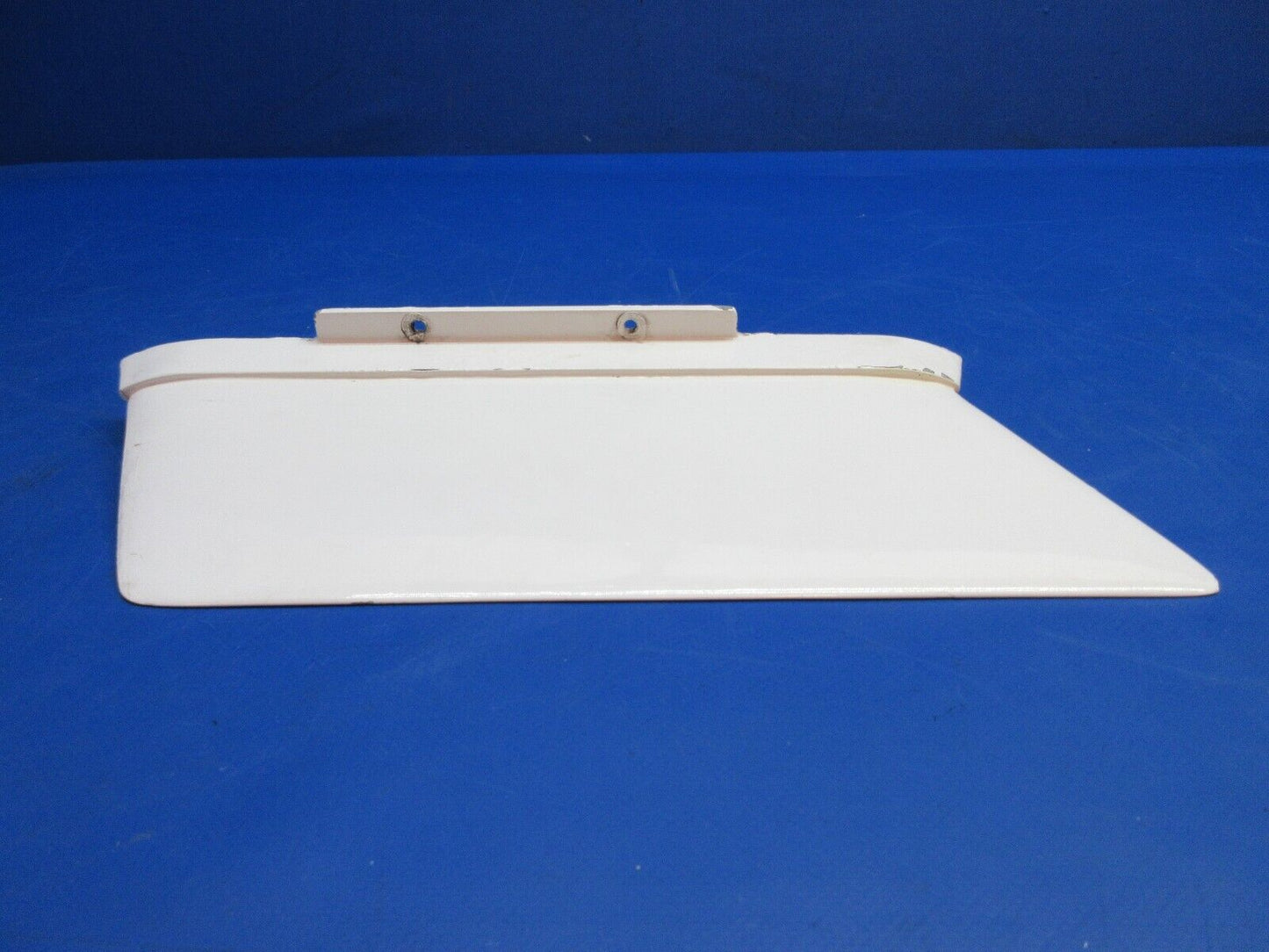 Beech 95-B55 Baron Tail Mount Blade Antenna P/N 35-5012A (0523-1124)