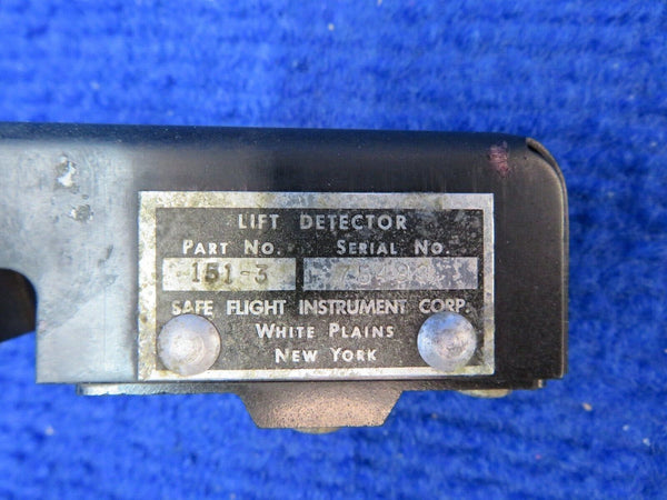 Beech 95-B55 Baron Safe Flight Instrument Lift Detector P/N 151-3 (0622-590)