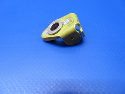 Piper Hinge Assy Tab P/N 40012-013 NOS (0922-329)