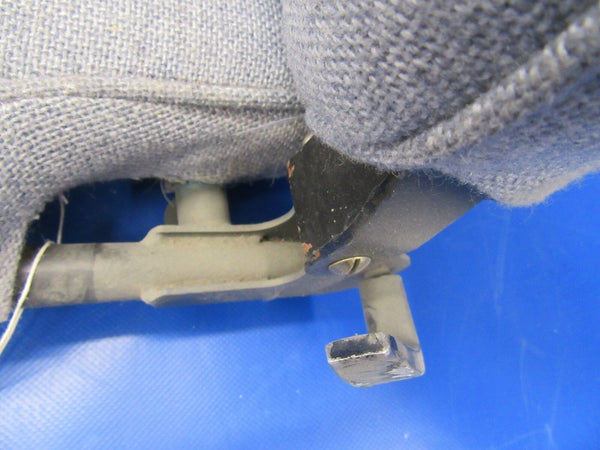 Piper PA-32 Cherokee Six Center Seat Gray Upholstery (0418-204)