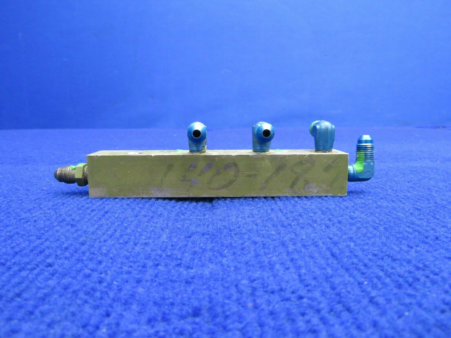 Piper PA-28R-201T LH Hydraulic Manifold P/N 67520-00 (0222-664)