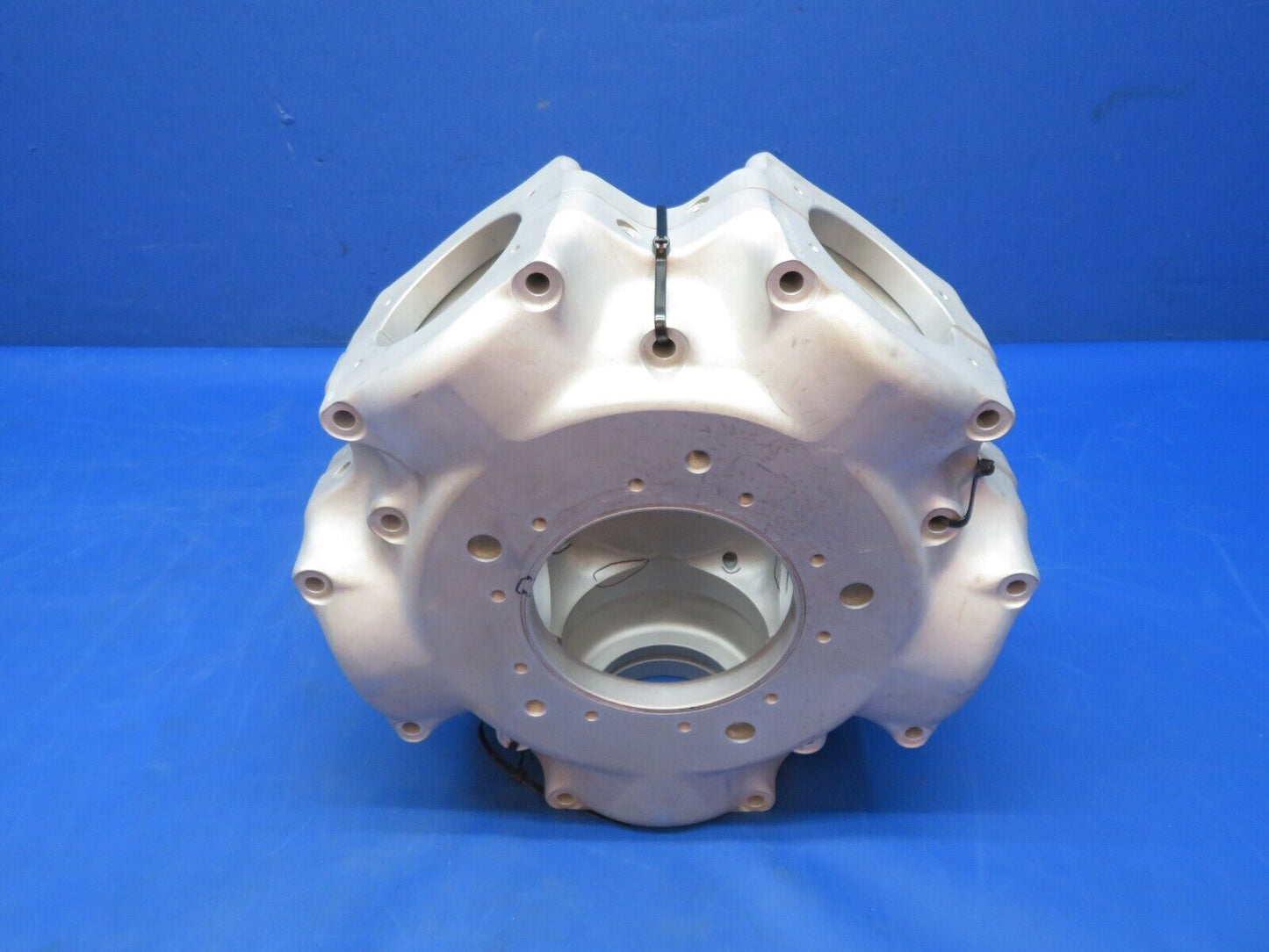 Hartzell 5 Blade Aviation / Airplane Prop Hub Man Cave / Decoration (0823-549)