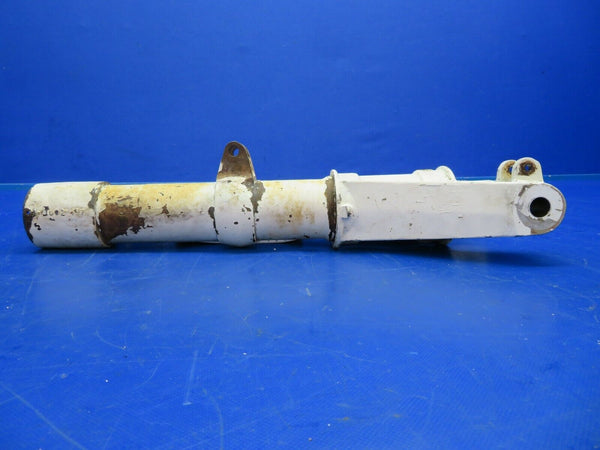 Cessna 310P Landing Gear Cylinder & Trunnion Assy LH P/N 5041000-209 (0720-305)