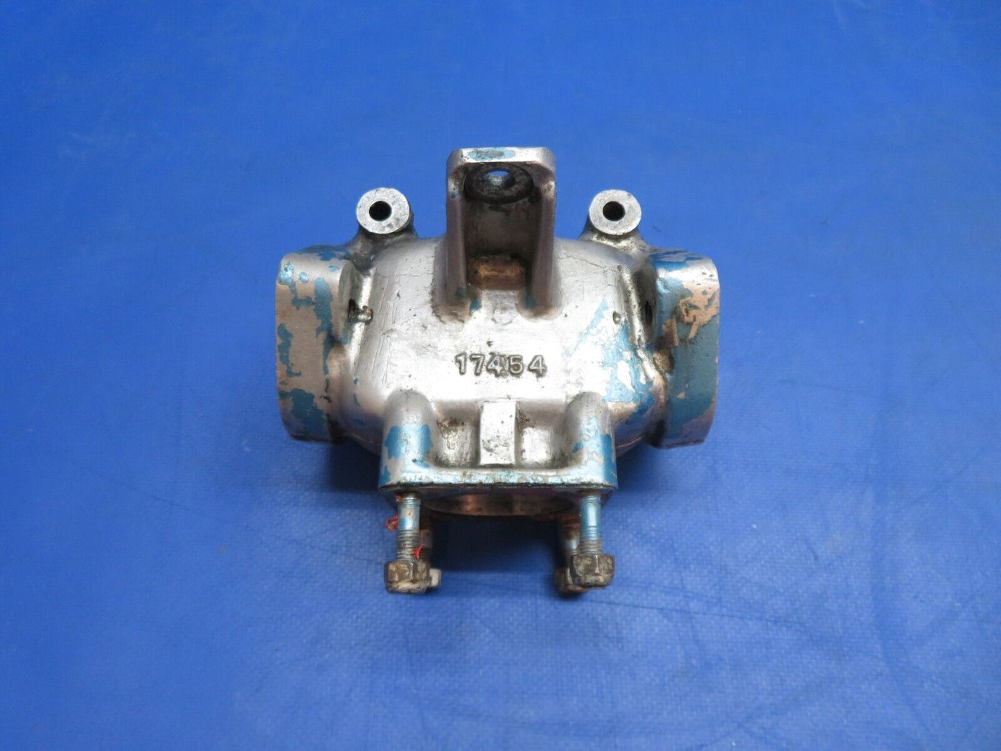 Stinson 108-1 Franklin 6A4150 Distributing Zone P/N 18213 (0823-494)