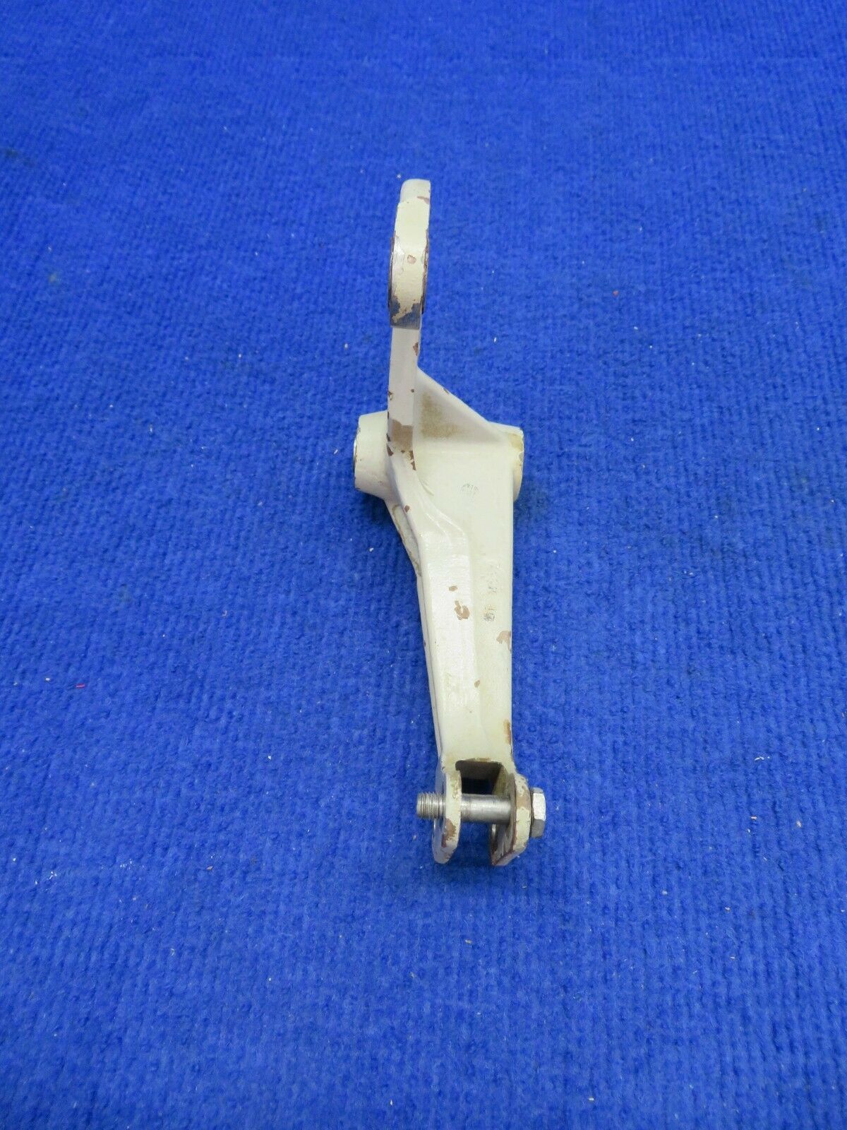 Cessna 310 Idler Bellcrank Assembly Main Gear LH P/N 0841106-1 (0422-430)