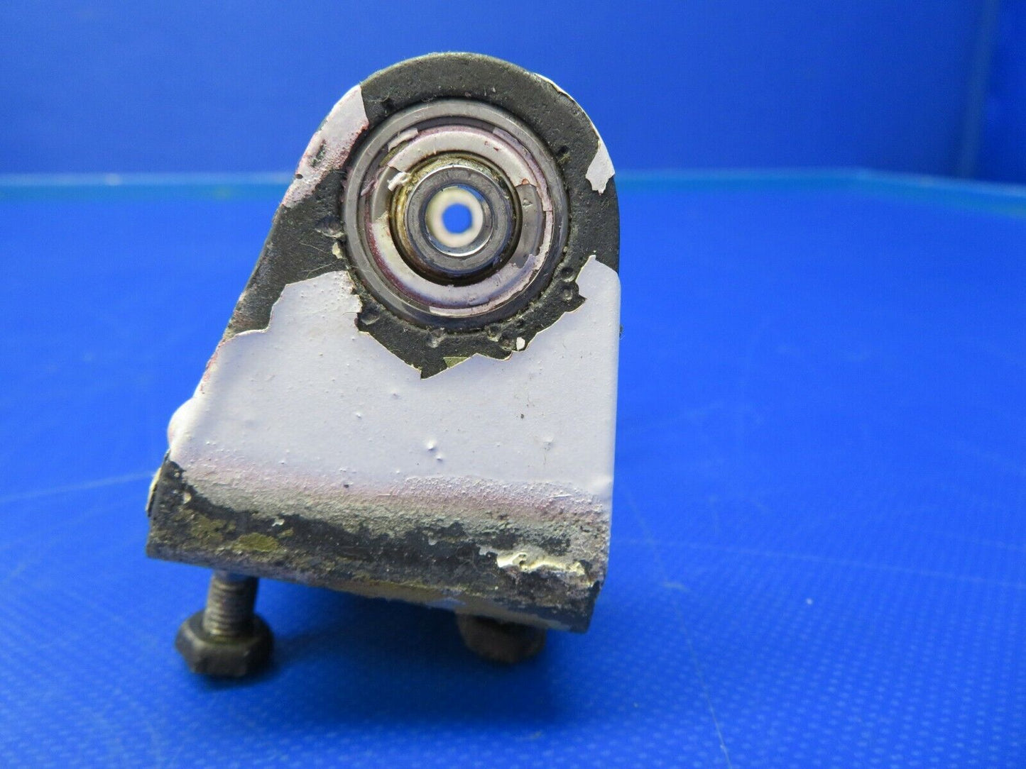 Beech Baron 95-B55 Elevator Hinge P/N 95-610012-15 (0620-537)