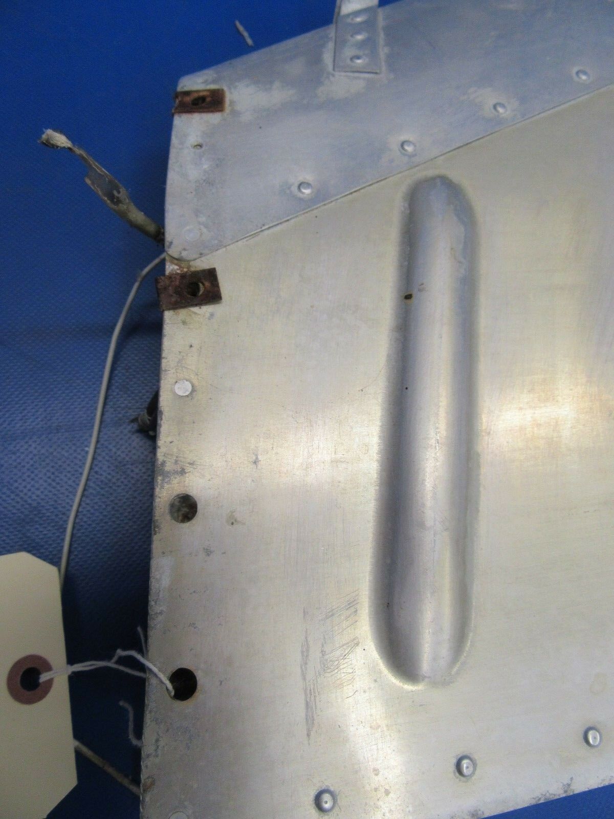 Early (Ribs Out) Piper PA-28-140 Vertical Fin P/N 63500-6, 63500-006 (1018-214)