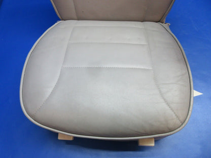 Cessna 401 / 401A Co-Pilot Seat Assy - Gray Leather P/N 5014047-4 (1223-1490)