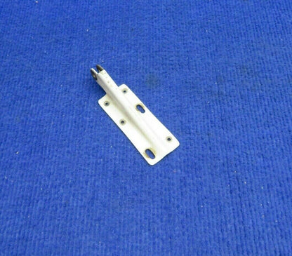 Piper Tomahawk PA-38-112 Door Hinge P/N 77510-02 (0422-314)