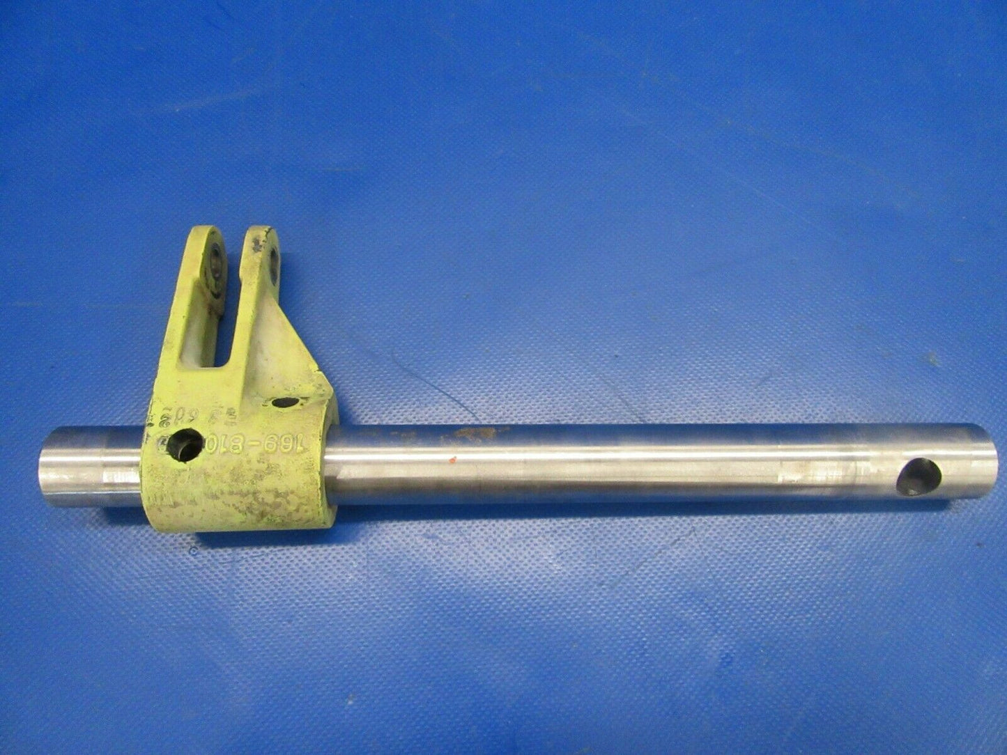 Beech B-24R Main Gear Retract Arm Torque & Shaft Assy P/N 169-810029-3 (0819-08)
