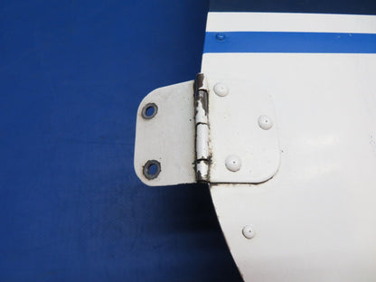 Cessna 172 / 172H LH Cabin Door Assy w/ Latch P/N 0511460-9 Grey Tint (1023-451)