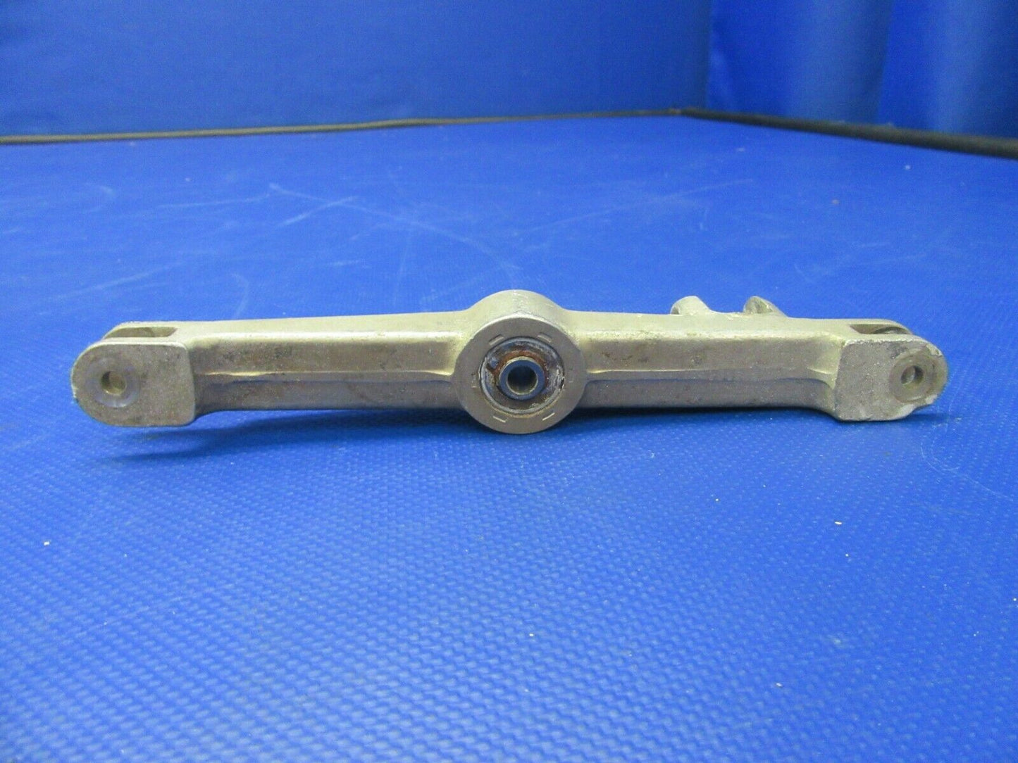 Cessna 210 / P210N Whiffletree Nose Gear P/N 1243411-1 (0421-535)