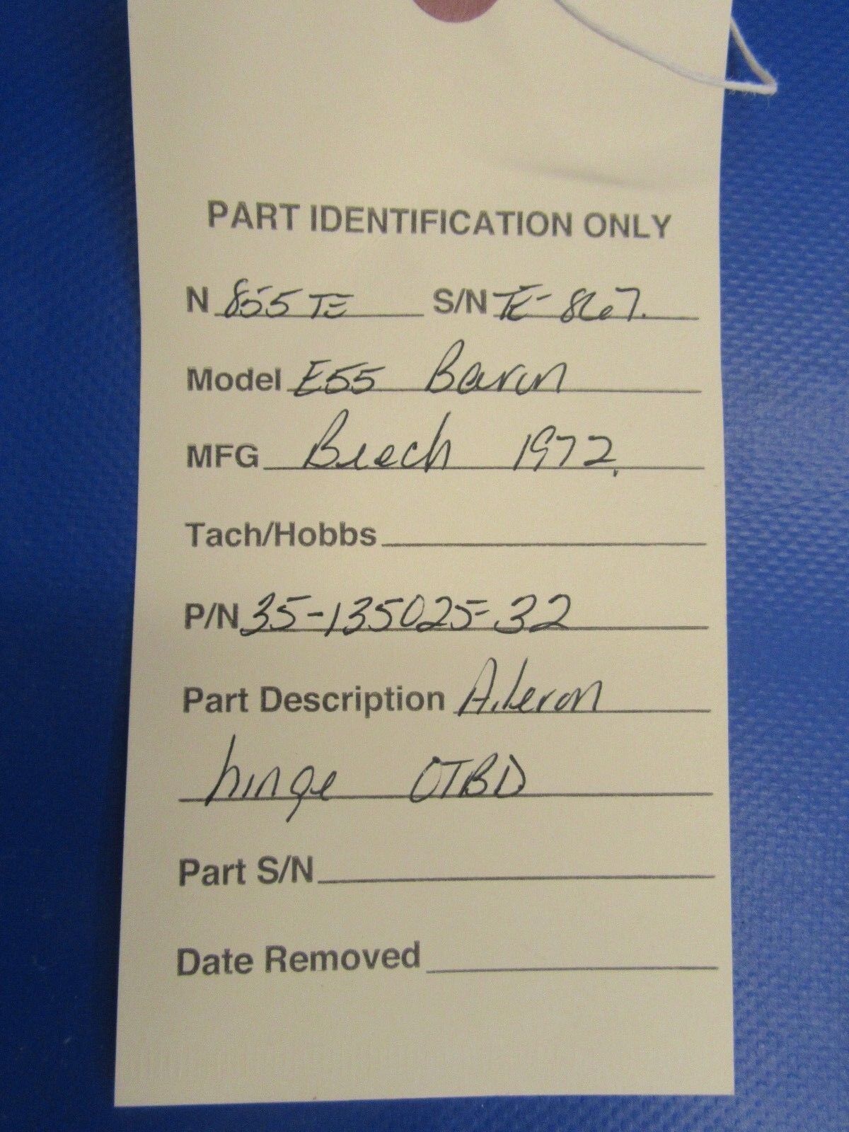 Beech Baron Aileron Hinge OTBD P/N 35-135025-32 (1217-40)