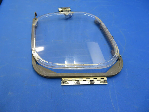 Cessna P210N Window w/ Sliding Mount P/N 2117230-2 (1020-142)