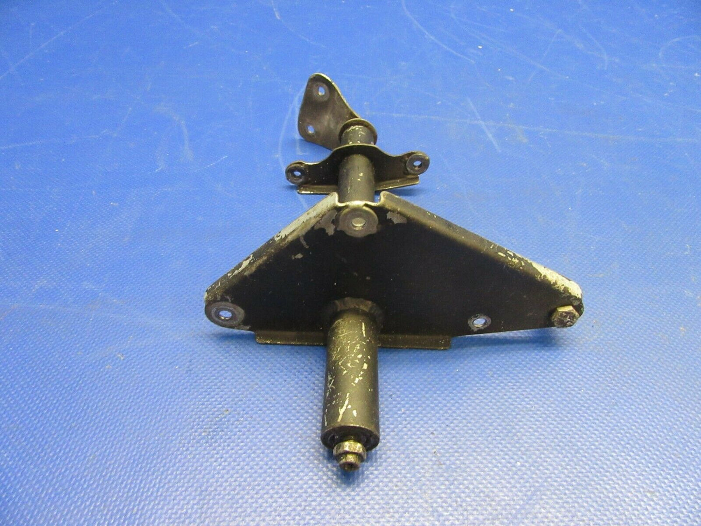 Brantly B2B Helicopter Rudder Pedal Hinge RH (0921-528)