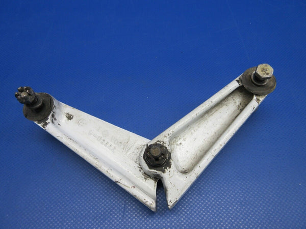 Piper PA38-112 Tomahawk Nose Gear Link Assembly P/N 77780-02 (0324-1050)