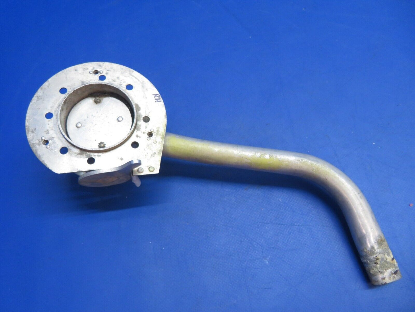 Piper PA-28-180 Cherokee Vent Assy FWD LH & RH P/N 68416-00 (0323-704)