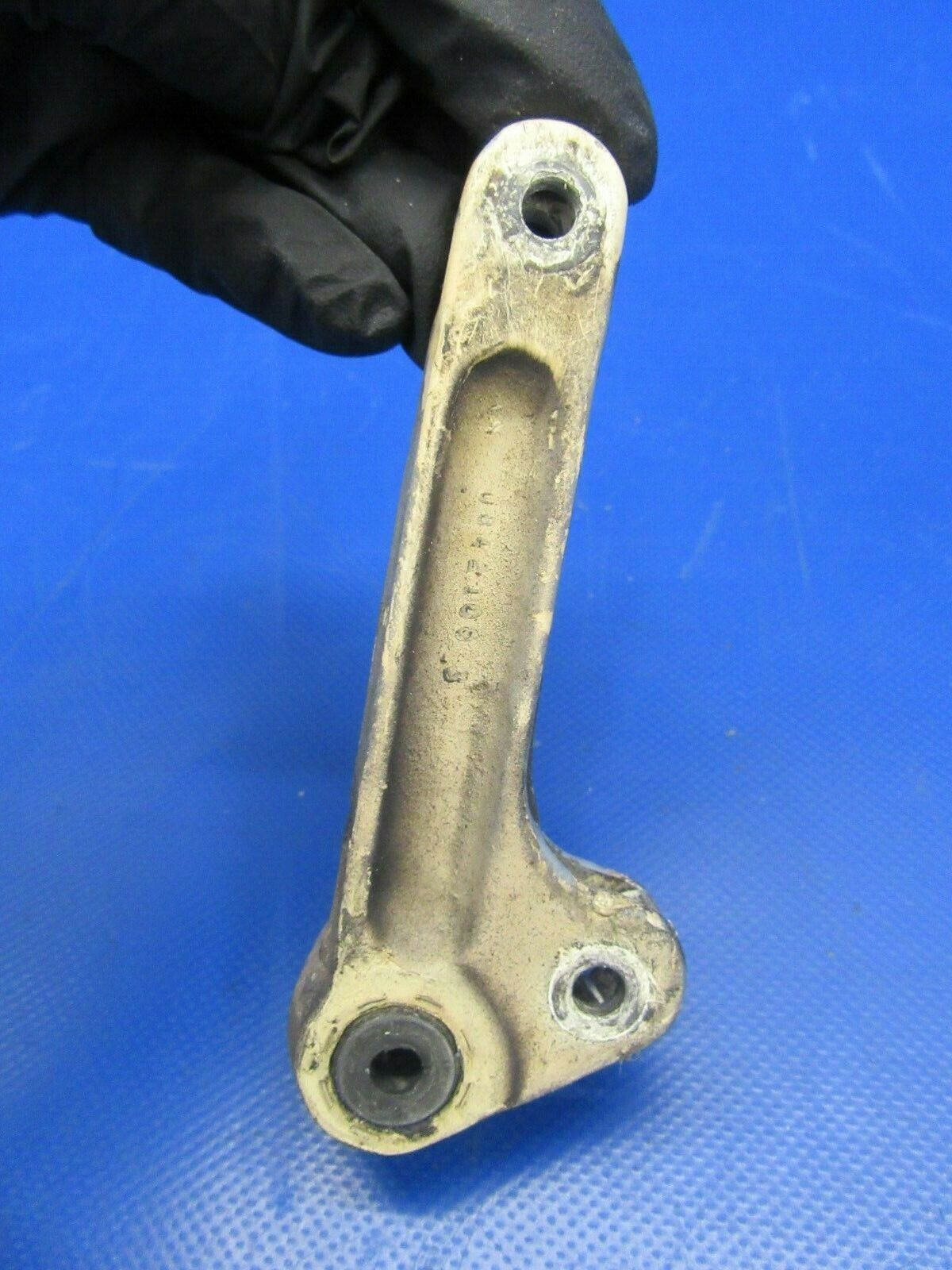 Cessna 310 310R Nose Gear Retract Arm Assy 0842108-2 (0319-33)