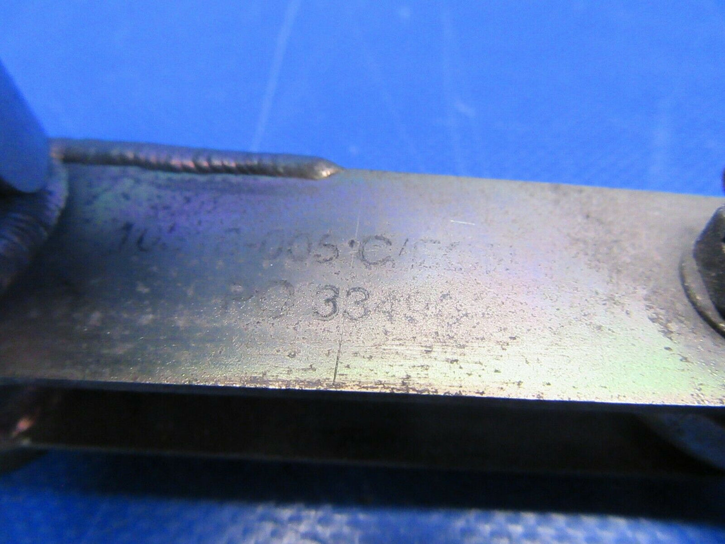 Cirrus SR-22 Flap Weldment and Bellcrank P/N 10318-005, 10323-0030 (1019-343)