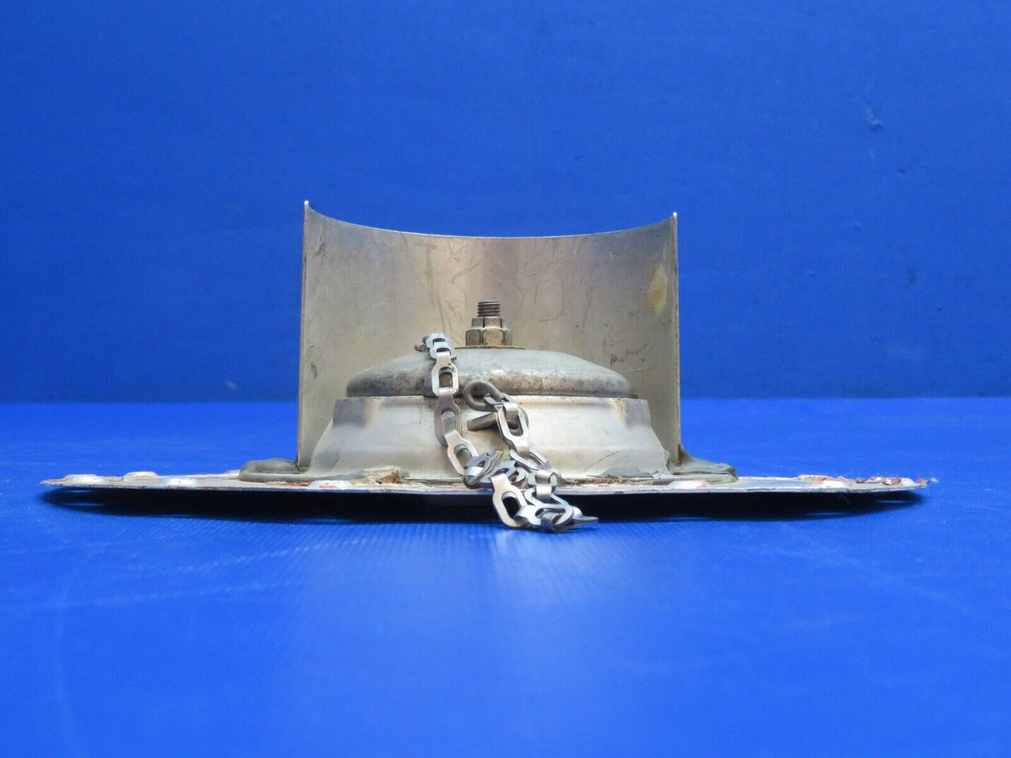 Cessna Vented Fuel Cap and Cover Assy P/N C156001-0102 (0124-1160)