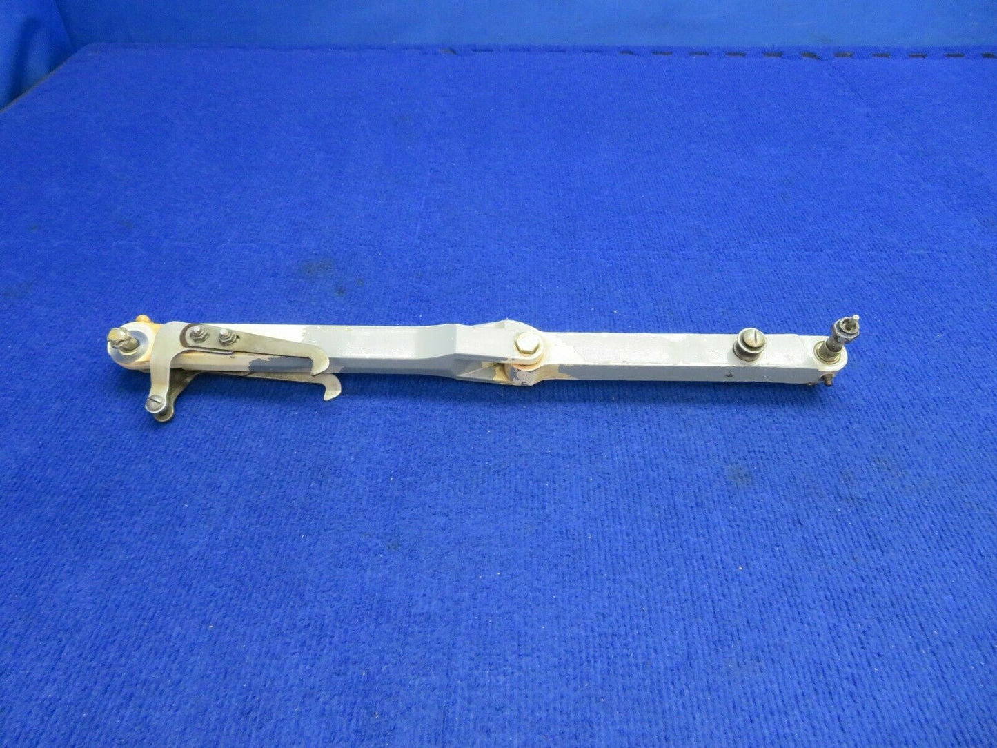 Cessna 310 / 310R Main Landing Gear Brace LH w/ Hooks P/N 5141001-33 (0422-365)