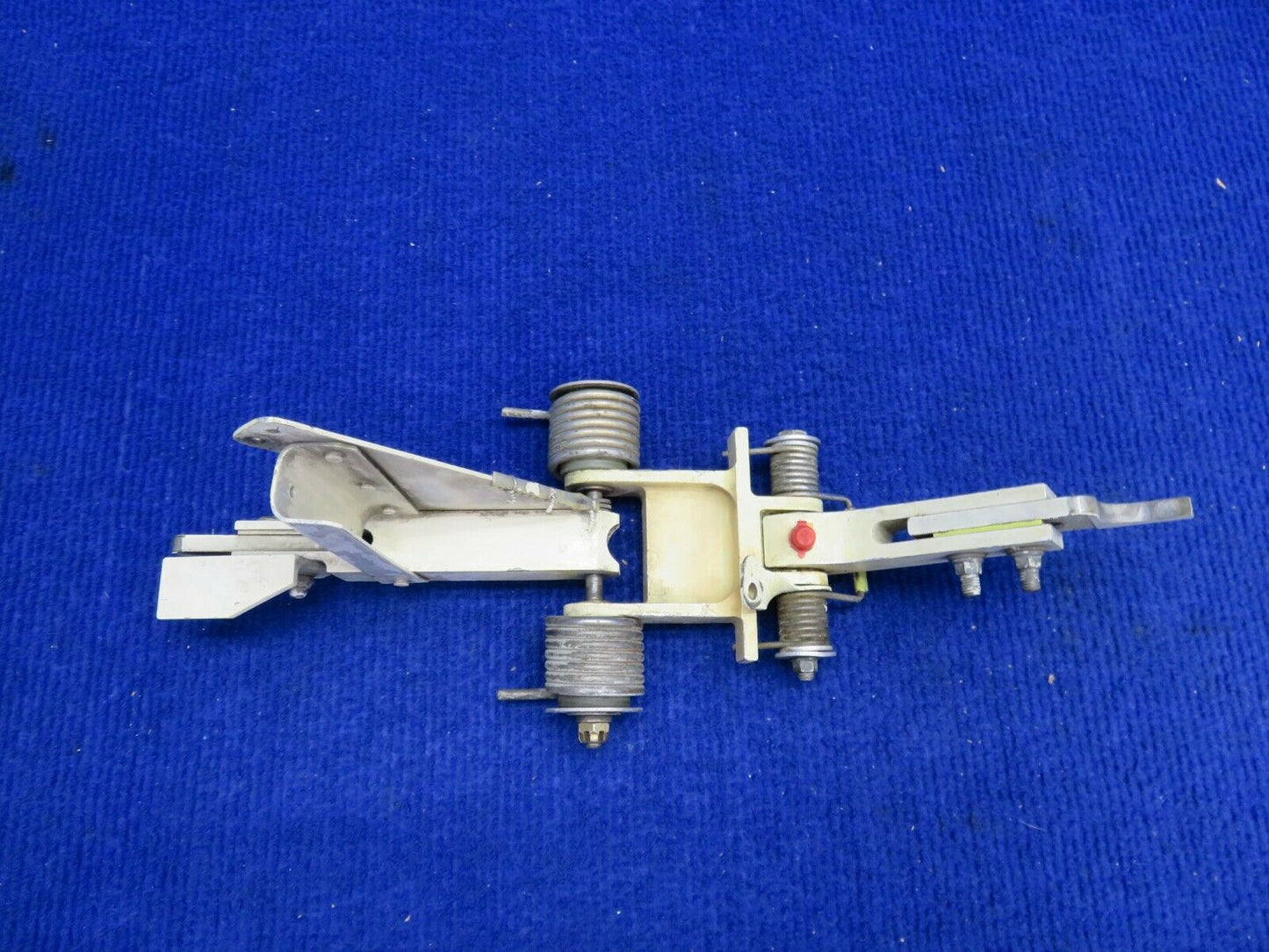 Beech Baron 58 Up & Down Lock Assy Main Gear LH P/N 60-810083-1 (0322-462)